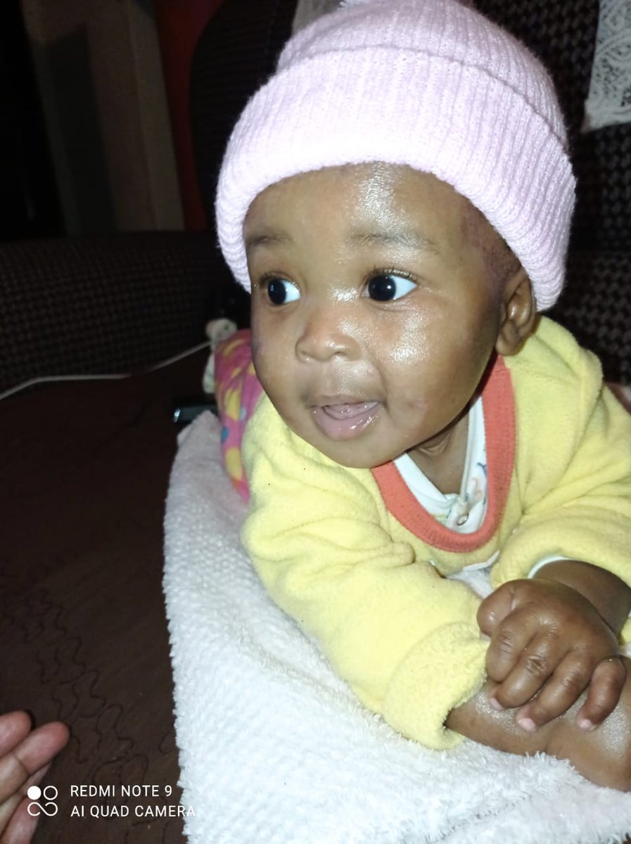 Iam_OniusM's tweet photo. Papa can I go to #Dubai as well? https://t.co/F8Ny2xJOH0