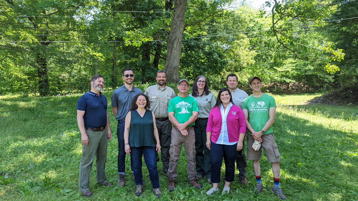 ISArboriculture's tweet photo. The #ArborDay celebration continues as Caitlyn Pollihan and Dan Lamb join representatives from the State Forestry Commission, the United States Department of Agriculture, @TreesAtlanta, ISA, @arborday and community volunteers at a tree planting event. https://t.co/YxMdS7wh0M
