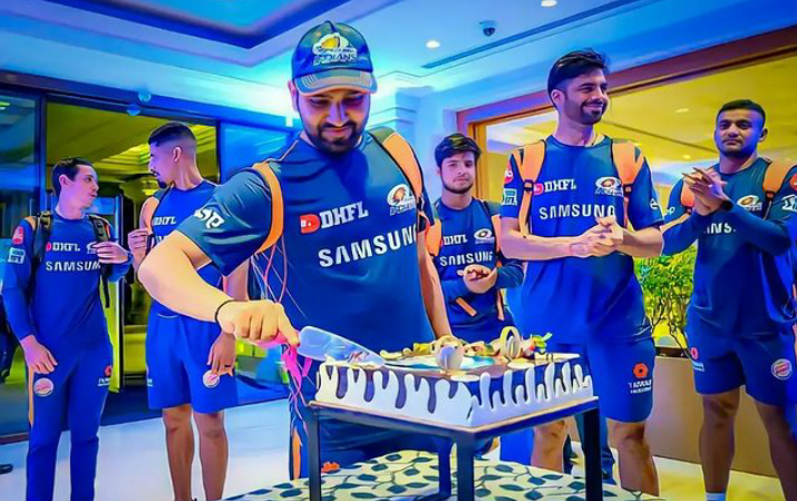 Tulluchoudhary's tweet photo. Happy #Birthday @ImRo45 
#Rohitans #45 #Hitman https://t.co/HXrFIYqwHl