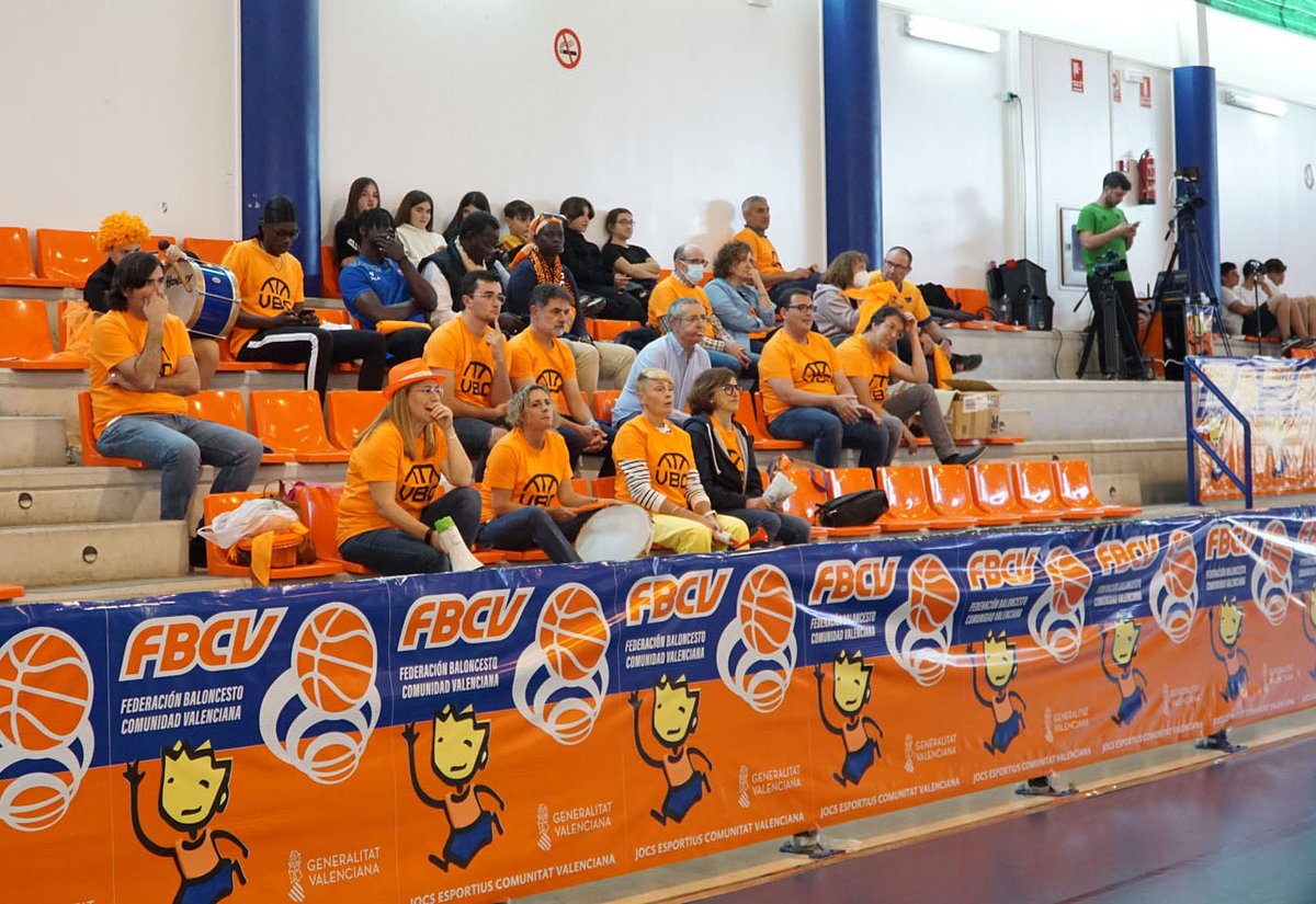 Un aplauso para esas aficiones que no paran de animar a sus equipos en las Fases Finales Cadete IR Autonómico