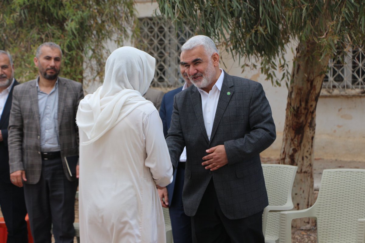 Genel Başkanımız Sayın Zekeriya Yapıcıoğlu, Mardin programları kapsamında Artuklu ilçesine bağlı Kumlu köyünü ziyaret etti. Genel Başkanımız ziyarette vatandaşlarımızla bir araya geldi.