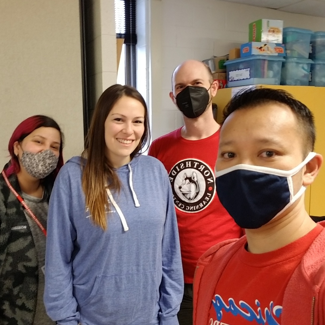 CTULocal1's tweet photo. Solidarity Friday and supporting technology coordinators at Northside Learning Center High School! #SaveOurTechCos #SolidarityFriday https://t.co/l4Frn4yhKX