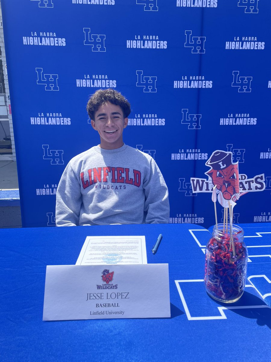 LHHSbaseball26's tweet photo. We are so proud of you Jesse!! Well Deserved https://t.co/zv76gDw0Fa