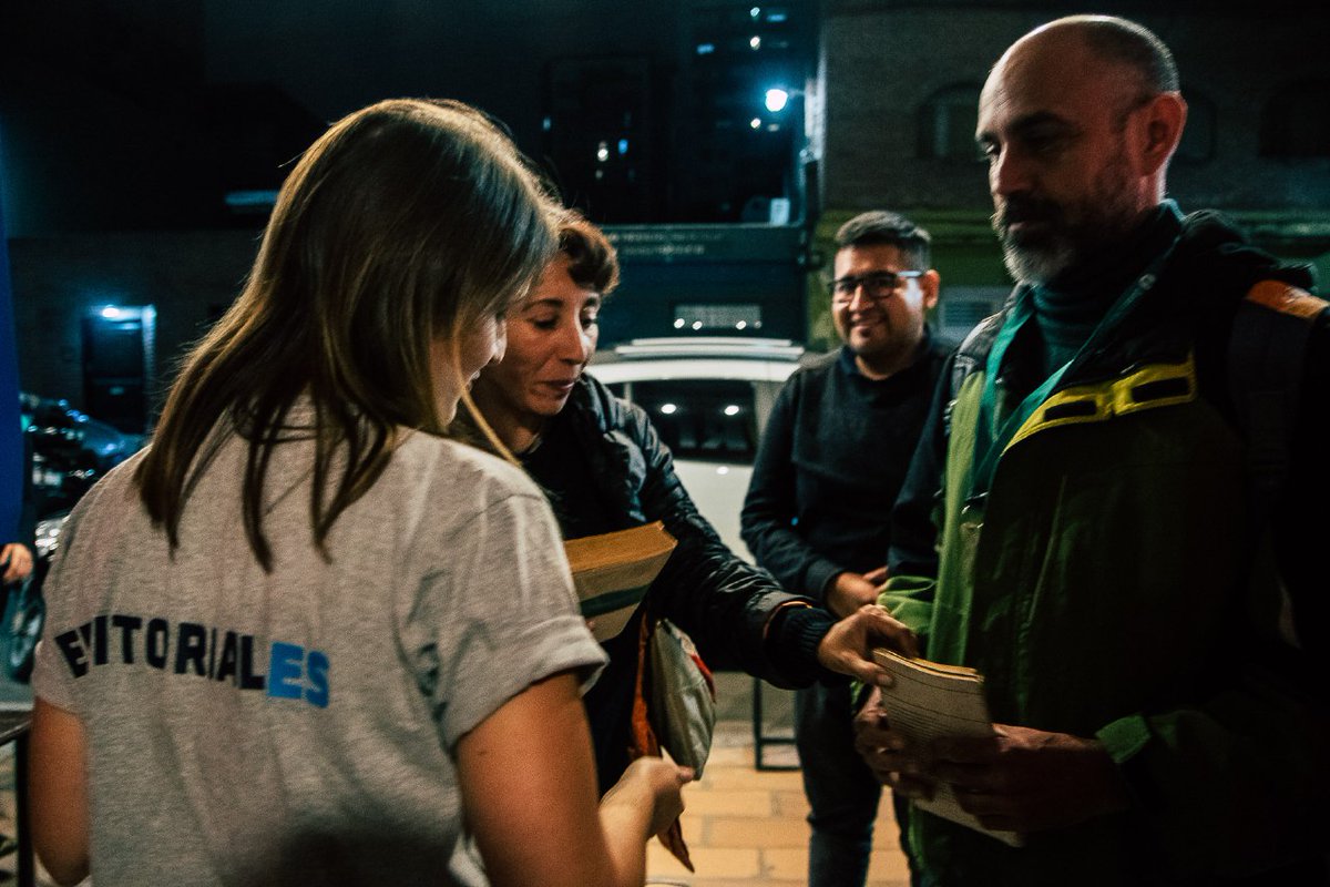 TerritorialOk's tweet photo. "La verdadera igualdad de oportunidades está en asegurar el acceso universal a los bienes materiales y culturales.
(...) para qué estas generaciones y las futuras puedan ser más libres y contribuyan en la tarea de un construir un país mejor" @CFKArgentina

#Territoriales ☀️ https://t.co/NMnjZV4QYH