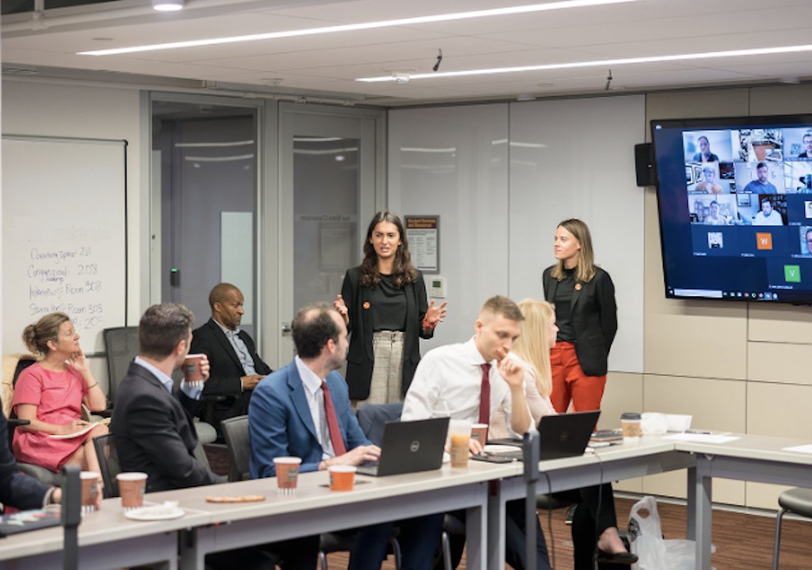 unlockaid's tweet photo. Our kick off event started strong! Whether in person or joining virtually, coalition members are hard at work to make #InternationalDevelopment agencies more outcomes-oriented, innovative, and increasingly locally-led! #UnlockAidDCweek https://t.co/IU39x9zPrV