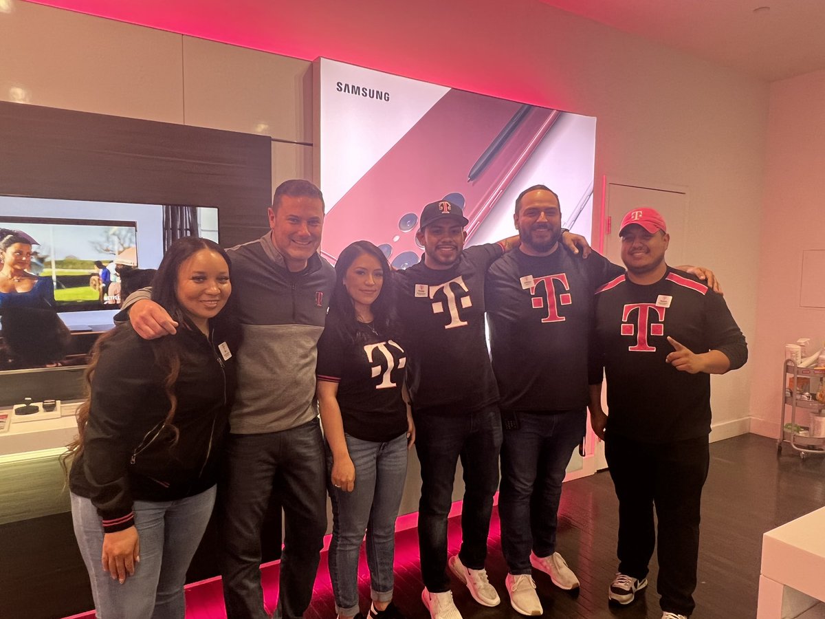 Ramiro Ramos (@ramirodotnet) on Twitter photo Always a great time when <a href="/cjgreentx/">Chris Green</a> stops by and visits! Definitely an impactful visit bouncing ideas off one another. Looking forward to the next visit 🙌🏽 Always a great time when <a href="/cjgreentx/">Chris Green</a> stops by and visits! Definitely an impactful visit bouncing ideas off one another. Looking forward to the next visit 🙌🏽