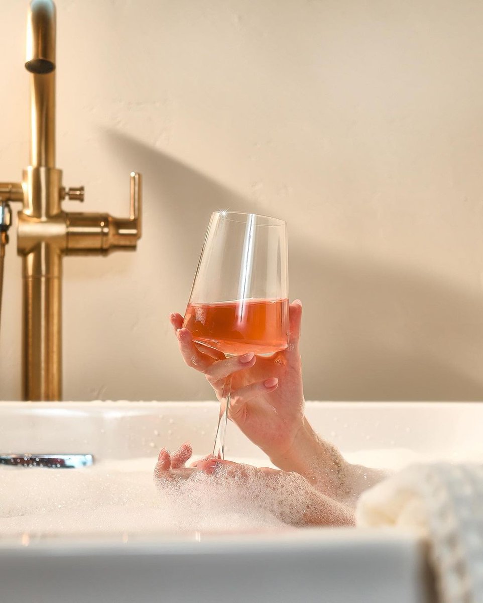 Treating yourself never tasted so good!✨ #drinksurely