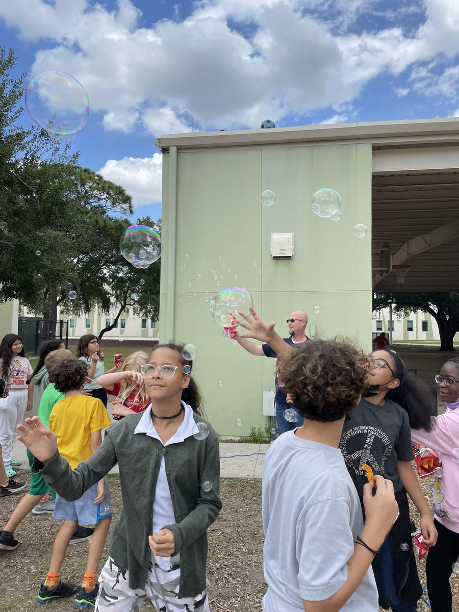 Dr. Phillips Elementary School_OCPS tweet media