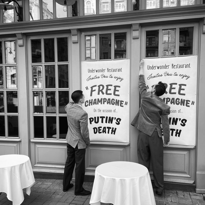 In all the restaurants soon #art #filmphotography https://t.co/YCtQL694kt<a href="/tag/art"class="tags">#art</a><a href="/tag/filmphotography"class="tags">#filmphotography</a>