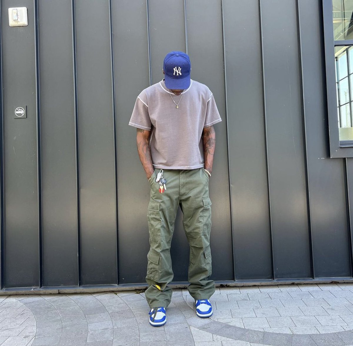 galactamelanin's tweet photo. men who can dress > https://t.co/FFgyyXlSsy
