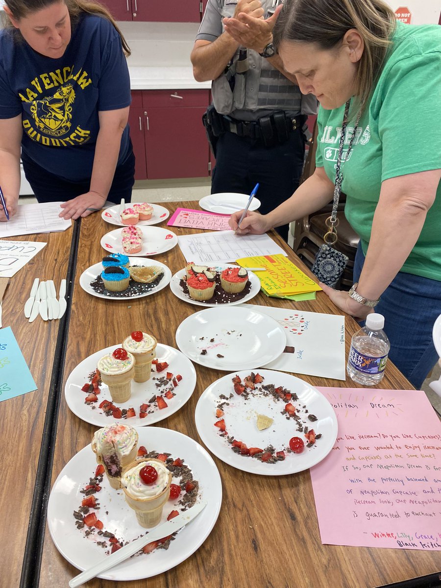 msaulestia's tweet photo. It’s the cupcake cook off! FACS Ss demonstrate their incredible, creative baking skills. Thank you to Ms. DeSimone for inviting everyone to taste test these beautiful cupcakes. #ourKMS https://t.co/E8prjBOLBL