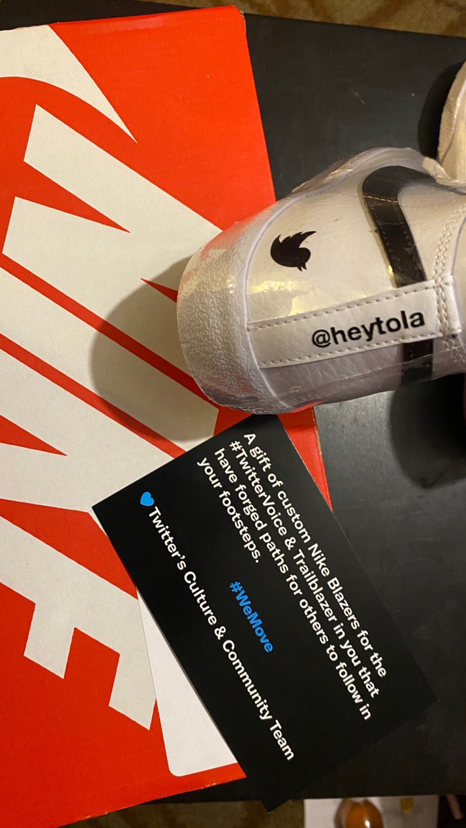 Last night was one for the books. Twitter Culture team did that! Custom kicks tho <a href="/BukkyOjeifo/">Bukks</a> <a href="/GodisRivera/">@GodisRivera on Bsky/Spill @Grivi on IG/Threads</a>  🤗🤗🤗

#AfricaToTheWorld  , #BurnaMSG  , #TwitterVoices