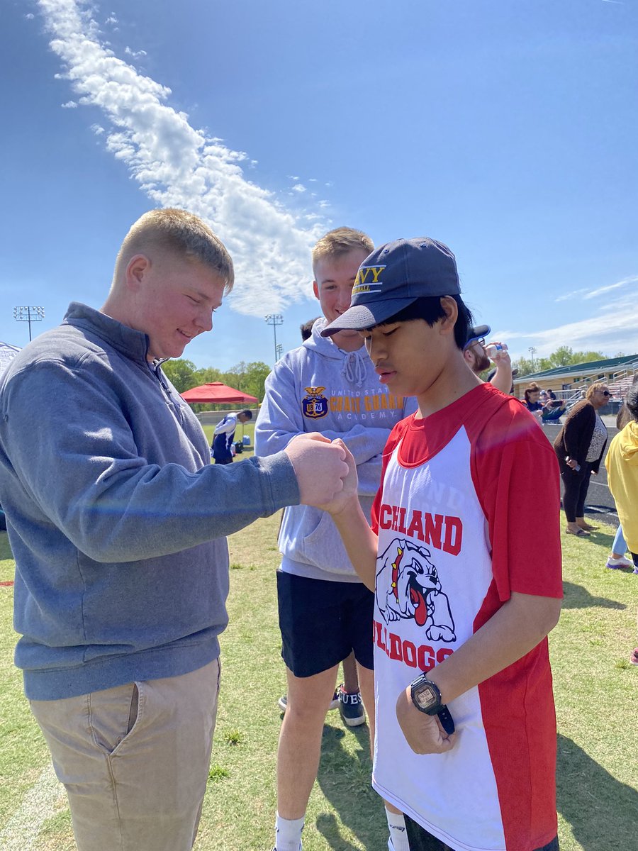 JenWaggener's tweet photo. What a beautiful morning for a @GoochlandHigh Unified Track Meet! Thanks to @Tribe2Bulldog, @ms_murphy17, and everyone who helped make the meet a success! https://t.co/SkDZ0JoW8Q