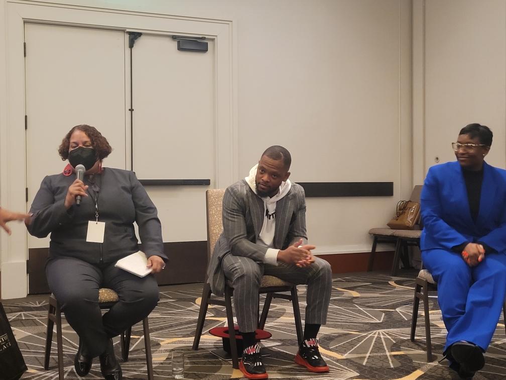 MGHEquity's tweet photo. Thank you @CindyDiggs for sharing your story and commitment to the #community at the #BWBSummit. Wonderful intersectionality with our partner @javawithJimmy for #YourHealthyJava.
#payitforward https://t.co/MxgH6kRe1c