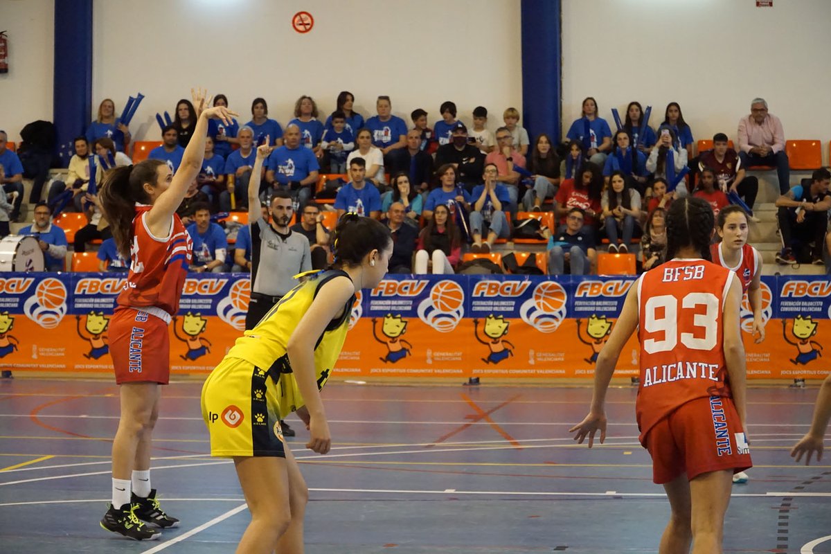 🏆 #FFCadeteFemeninoIRAutonomico
Final: CB San Blas Alicante 62 - 38 Picken Claret

📺 youtube.com/watch?v=Krh468…
📷 bit.ly/FFCF2022
