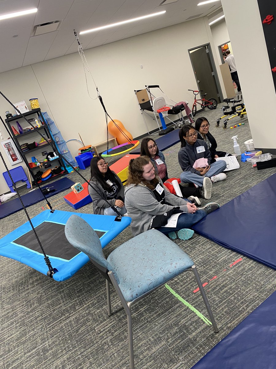 HosaNorfolk's tweet photo. Thank you so much to Lori and Jim Bertus and all the staff that helped with giving HOSA members a tour of Fountain Point in Norfolk. It was fun, interesting, and overall an amazing time we had!

#NorfolkHosa  #npspanthers https://t.co/76q61Jty7e