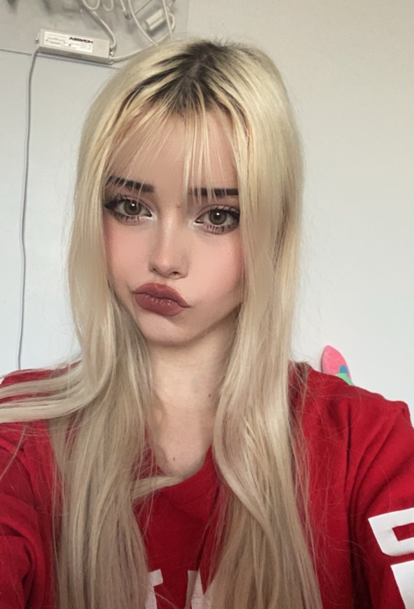 laurenxburch's tweet photo. Ur cute! https://t.co/wlkZhdrWLw