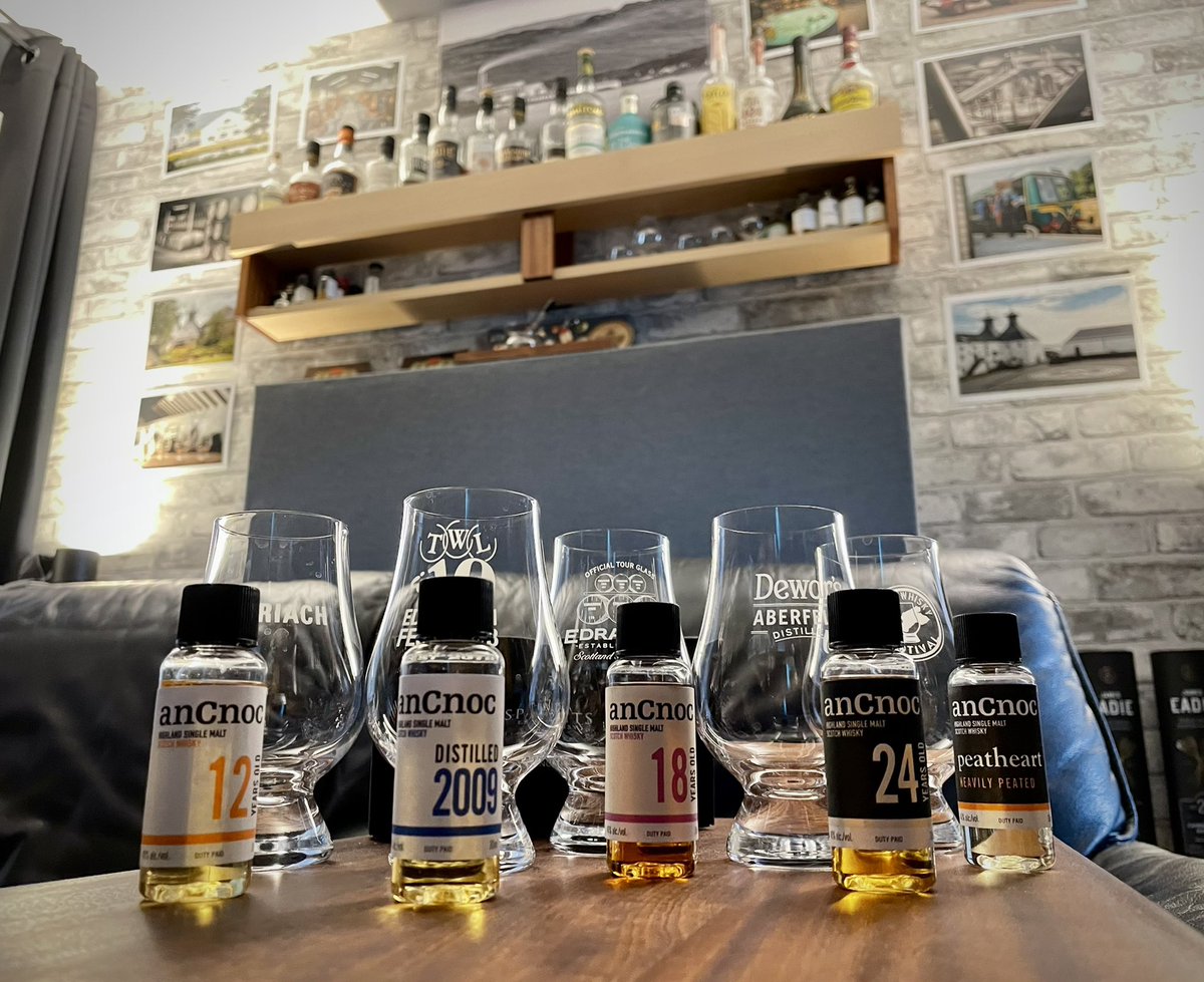 tominihtila's tweet photo. One of many @Spirits_Embassy tastings. Last week Kilchoman, now AnCnoc, more of my territory. I’ve tried AnCnoc in festivals, these are a bit sweeter than I recall but works for me. Fruity sweet distillery character. In absolute terms I’d prob pick 24 but considering price, 18. https://t.co/EohlJt0r6X