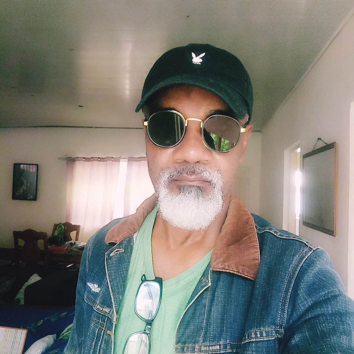 macgonell's tweet image. 