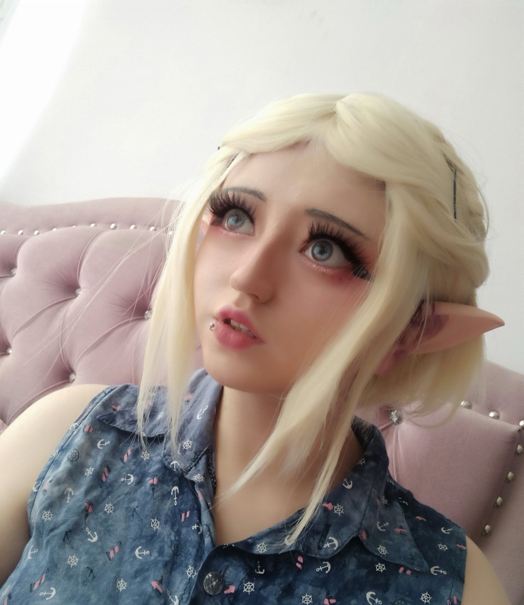 CosplayDreizehn's tweet photo. Just costested #Zelda with my Himiko wig and it turned out pretty decent lol https://t.co/8kRkrid95I