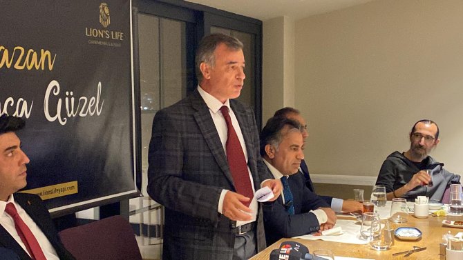 KayseriOlay's tweet photo. Lion's Life gazetecilerle iftarda buluştu
https://t.co/xnoxrohx4r
#Kayseri #LionsLife #gazetecilerle #iftardabuluştu #Kayseriolay #SezaiAslan #NecdetYıldırım https://t.co/8xJTGqc5Gh