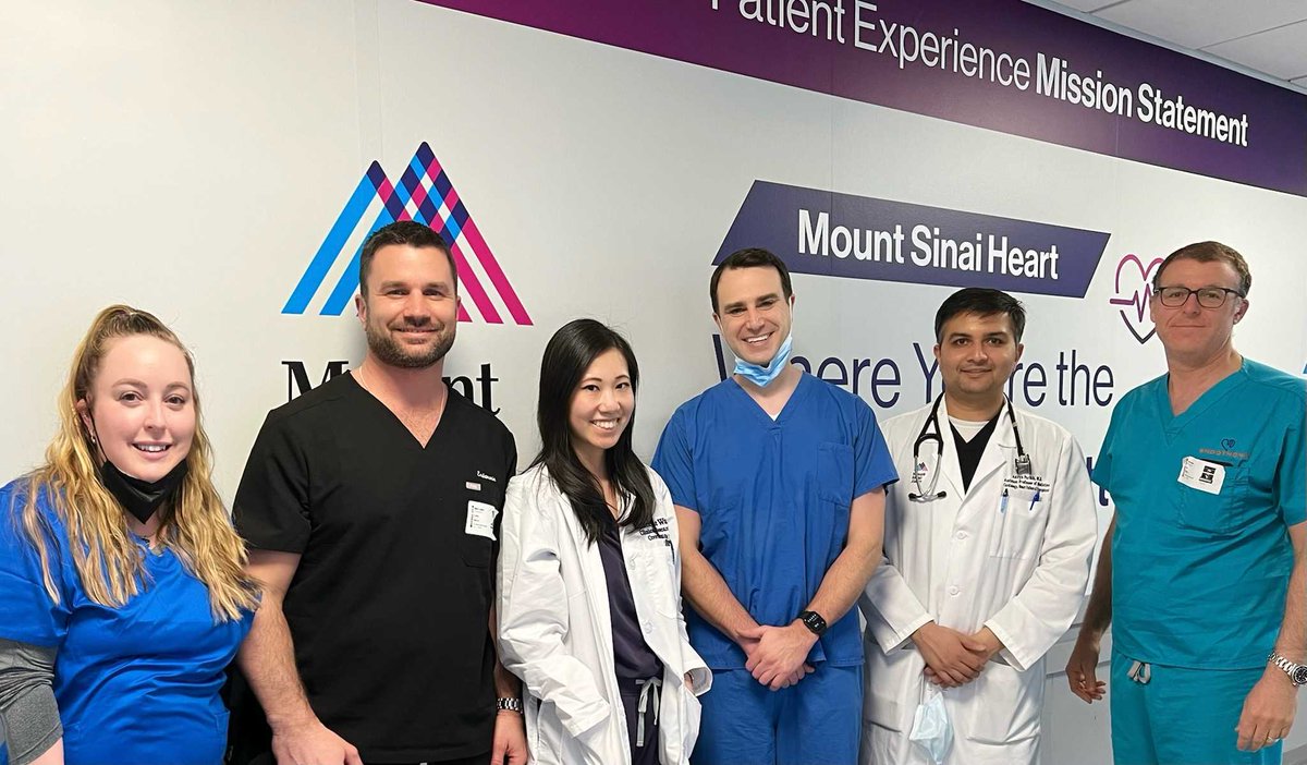 Congratulations to @NoahMossMD, @AdityaParikhMD, Katherine Wang and the team at @MountSinaiNYC on implanting their 1st Cordella™ PA Sensor in the #PROACTIVEHF #ClinicalTrial!

#telemedicine #cardiotwitter #digitalhealth #remotepatientmonitoring #heartfailure