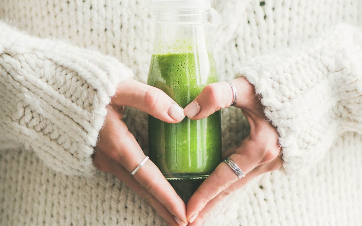 RawBeautySource's tweet photo. Turns out kidney cleanse pills, detox plans, and meal replacements are a big fat LIE. An article worth reading! #kidneycleanse #mealreplacement #detox #malnutrition https://t.co/z2loVVUP3M