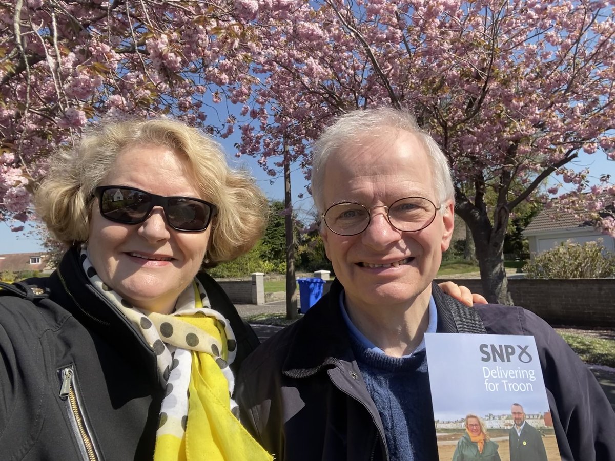 Lovely day to be back home in Troon and out campaigning for ⁦<a href="/anniemactroon/">annie mcindoe</a>⁩ and ⁦<a href="/MackaySNP/">Craig Mackay</a>⁩ for next Thursday’s #CouncilElection22
Please make sure you turn out and #voteSNP