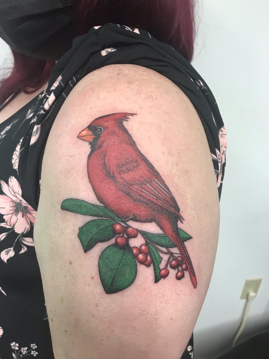 karenemma89's tweet photo. So happy with my new tattoo ☺️😍🥰 #cardinaltattoo #sleeveinprogress https://t.co/drMwYufZIt