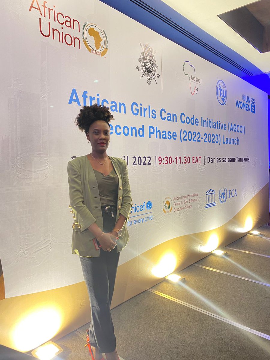 eri_ngabi's tweet photo. Launch of the second phase of African Girls Can Code Initiative. @AUYouthProgram @UN_Women  @AGCCIAfrica @femdev @10000codeurs https://t.co/B4jHhHq1CR