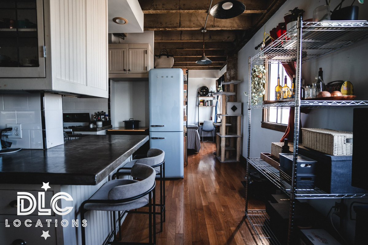 DLClocations's tweet photo. Your modern apartment sanctuary. Located in Long Beach, getting here is convenient and the place looks even better in person. 

Welcoming all general productions. 

#DLClocations 
#behindthescenes 
#production 
#movies 
#locationshoot 
#musicvideoshoot 
#locationscouting https://t.co/VBLZo5uqig