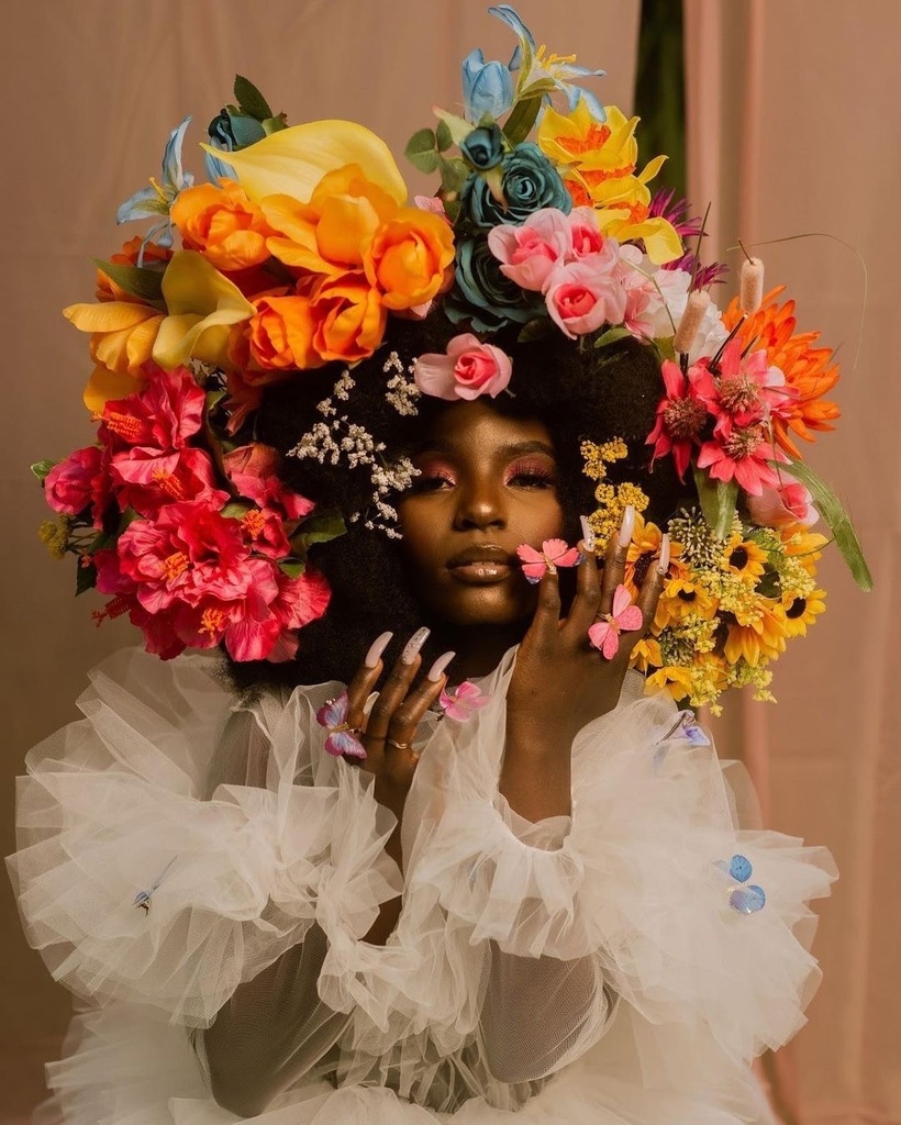 HairRules's tweet photo. We love these immaculate spring vibes from @yechistyle! Here's to regular trims and new growth. ๐ผ๐ค
Creative Directors/Stylists: @yechistyle
Photographer: @anuaketi
MUA: @kim_chinaa
Muse: @akuabarbara_
#LoveYourTexture #HairRules #HairRulesNY #HairRโฆ https://t.co/IlKGs354ja https://t.co/YuLUvXQ8e1
