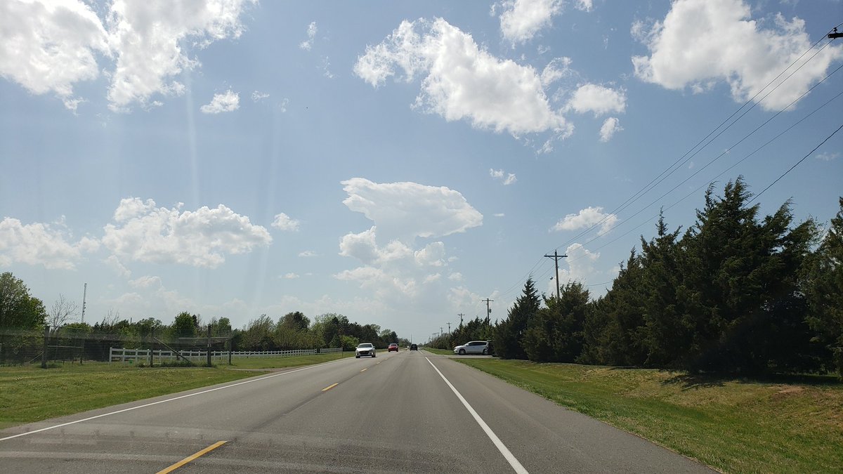 Towers going up near Goddard #kswx