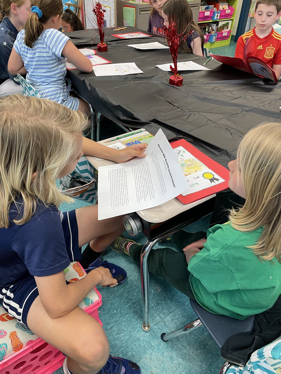 Mrs. Balzano’s class and Mrs. Baird’s class having a great time sharing their writing during our celebration! <a href="/DESAACPS/">Davidsonville Elem.</a> <a href="/DES2ndGrade/">DES 2nd Grade</a> <a href="/5thDes/">DES 5th Grade</a>