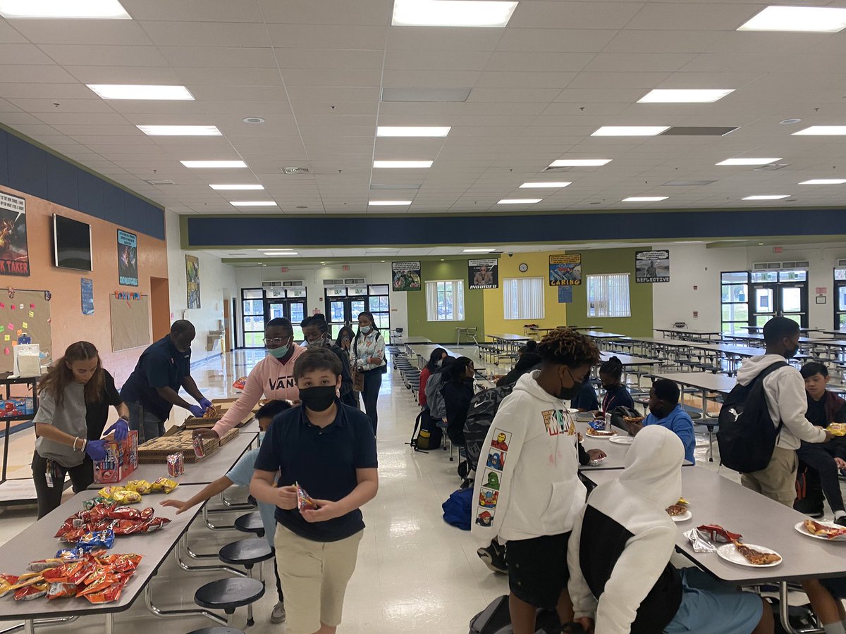 presleycharles's tweet photo. Today we celebrated and recognized @WatkinsSeminol1 perfect attendance students and with less than 5 tardies! Super proud of them! #forwardsteps! https://t.co/wYHBJFZSlY
