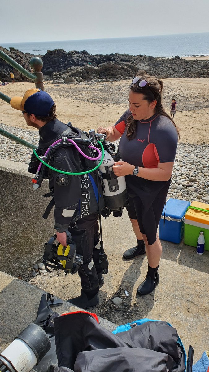 ZosteraR's tweet photo. Well done team @ProjectSeagrass and @SwanseaUni for running a day of safety training on the beach near Swansea - critical preparation for ongoing restoration work. thanks all involved https://t.co/OUGb532WdE