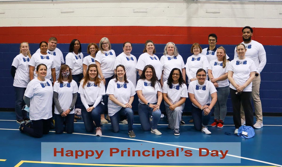 SMSCrusader's tweet photo. The expression: imitation is the most sincerest form of flattery, couldn’t have been more true today! Principal Lamont typically wears a bow-tie 🎀 every Friday & in honor of #PrincipalAppreciationDay, we all joined him. Thanks to our HSA for organizing this fun day. #WeLoveSMS https://t.co/rCn3Qo61q6