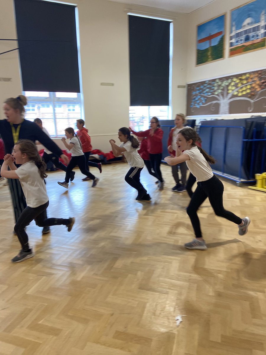 NTMEHUK's tweet photo. Great first #snappyopera rehearsals this week @LangleyFirstSch @ShirePrimary @bentondeneprim @holystoneschool @StAidanSchool with @mahoganyopera. Looking forward to the next ones @educationnortht https://t.co/t73LqLt7Ws
