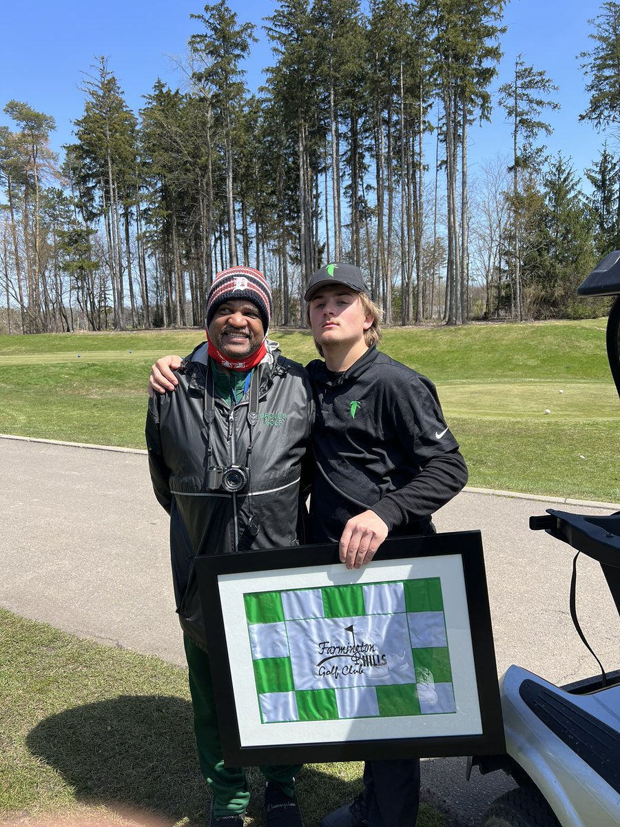 Groves Boys Golf tweet media