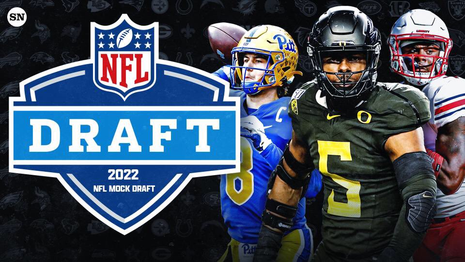 SpanishninersF's tweet photo. Espectacular día el #mockdraft de #firtsround Ahora ya entramos nosotros… @49ers quién es tu primera opción en el pic 61…? https://t.co/RepcyD5950