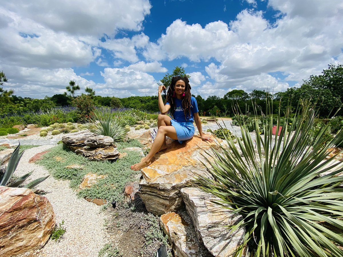 Gorgeous day for exploring!  <a href="/houstonbotanic/">Houston Botanic Garden</a> #valtheadventurer
