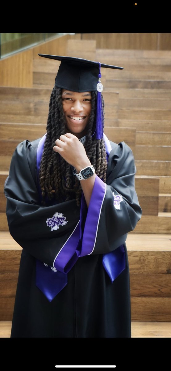 _Toon_In's tweet image. Thank you God for the path you took me on to reach every goal I set for myself. 

⚜️ BBA in Marketing 
⚜️ Job secured

Graduate School Loading… 🎓

Price just went up 🤑

It’s been real SFA James out 🟣⚪️✌️

May 7th 12:30