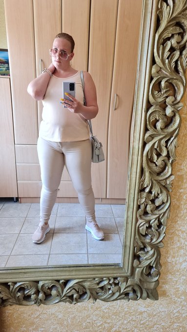 It's hot outside, let's go for a walk!?😉 https://t.co/7i0HcLu8y6<a href="/tag/model"class="tags"><span>#model</span></a><a href="/tag/cute"class="tags"><span>#cute</span></a><a href="/tag/curvy"class="tags"><span>#curvy</span></a><a href="/tag/hot"class="tags"><span>#hot</span></a><a href="/tag/mom"class="tags"><span>#mom</span></a><a href="/tag/redhair"class="tags"><span>#redhair</span></a><a href="/tag/bbw"class="tags"><span>#bbw</span></a><a href="/tag/chubby"class="tags"><span>#chubby</span></a>