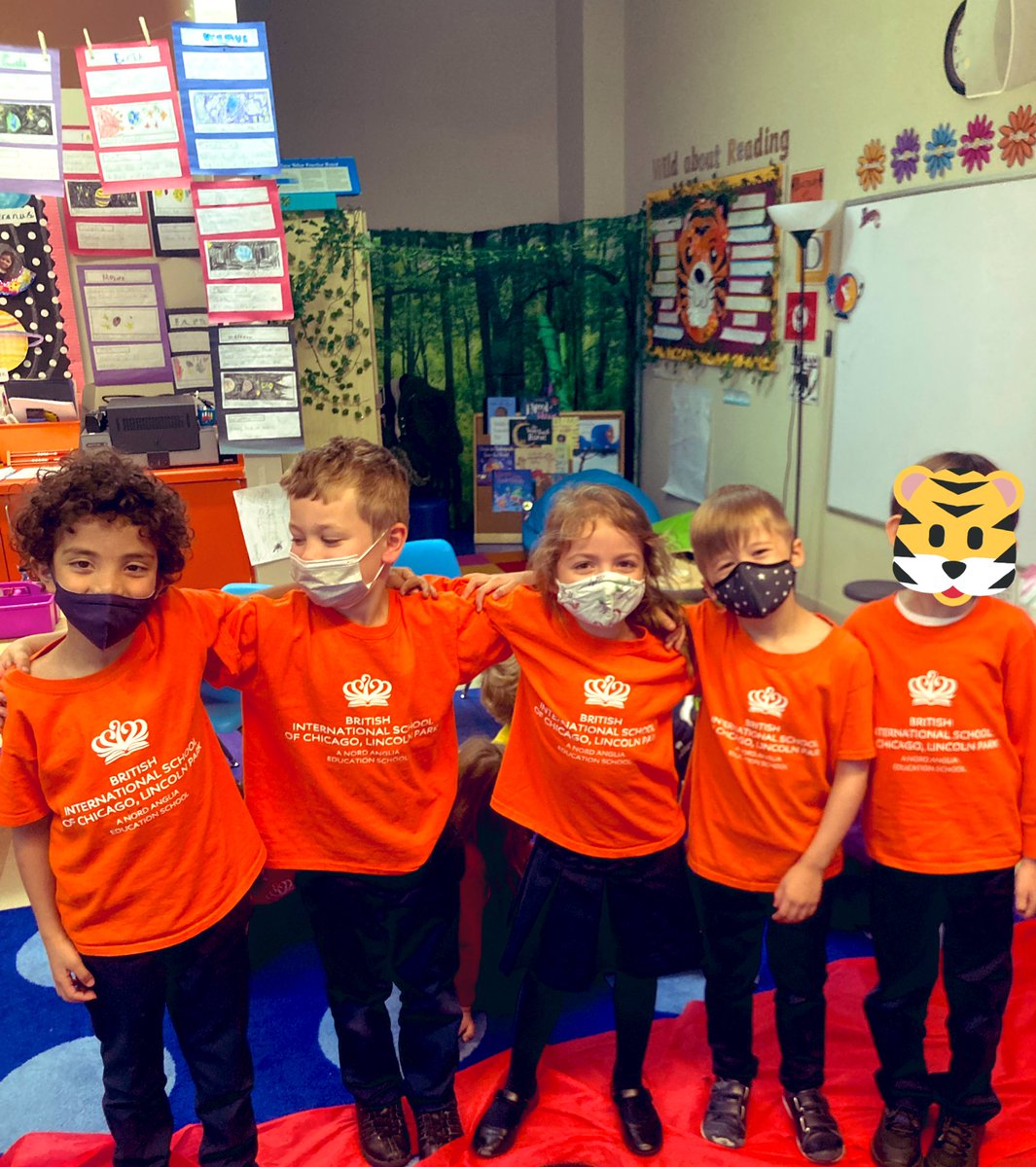 BISCLPYear1's tweet image. It was a triumphant win for Blackhawk this week and our #terrifictigers Blackhawk friends were delighted! Great teamwork Blackhawk! 🧡🧡🧡 @BISCLincolnPark
