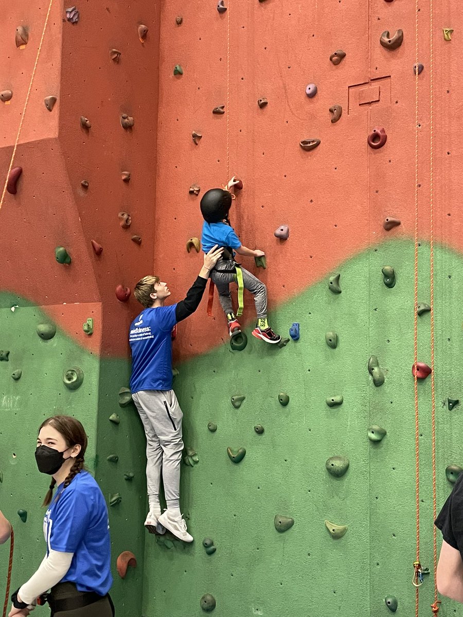 VHHSOutdoorEd's tweet photo. Take your child to work day was a huge success! It was so rewarding to see the skills these kids have learned put to use to make these kids’ day. I am one very proud teacher. It was my favorite day as a kid, climbing with my dad, and a big reason I became a teacher. #D128Daring https://t.co/HdNE3S4qQQ