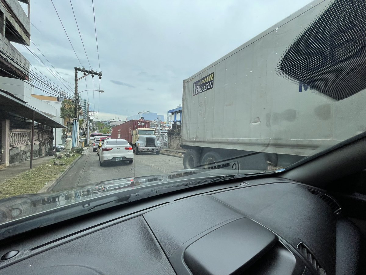 trafficpanama tweet media