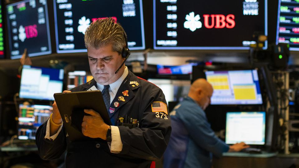 Nasdaq Posts Worst Month Since 2008 And Dow Plunges 900 Points: Market Sell-Off Continues forbes.com/sites/sergeikl…