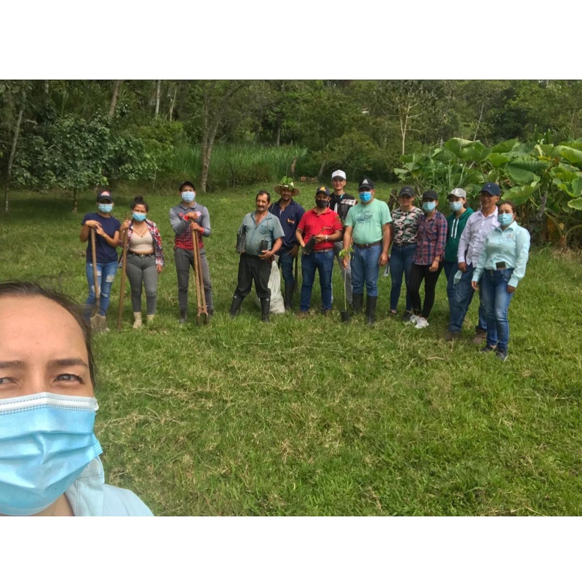 ECAPMAUNADZCORI tweet media