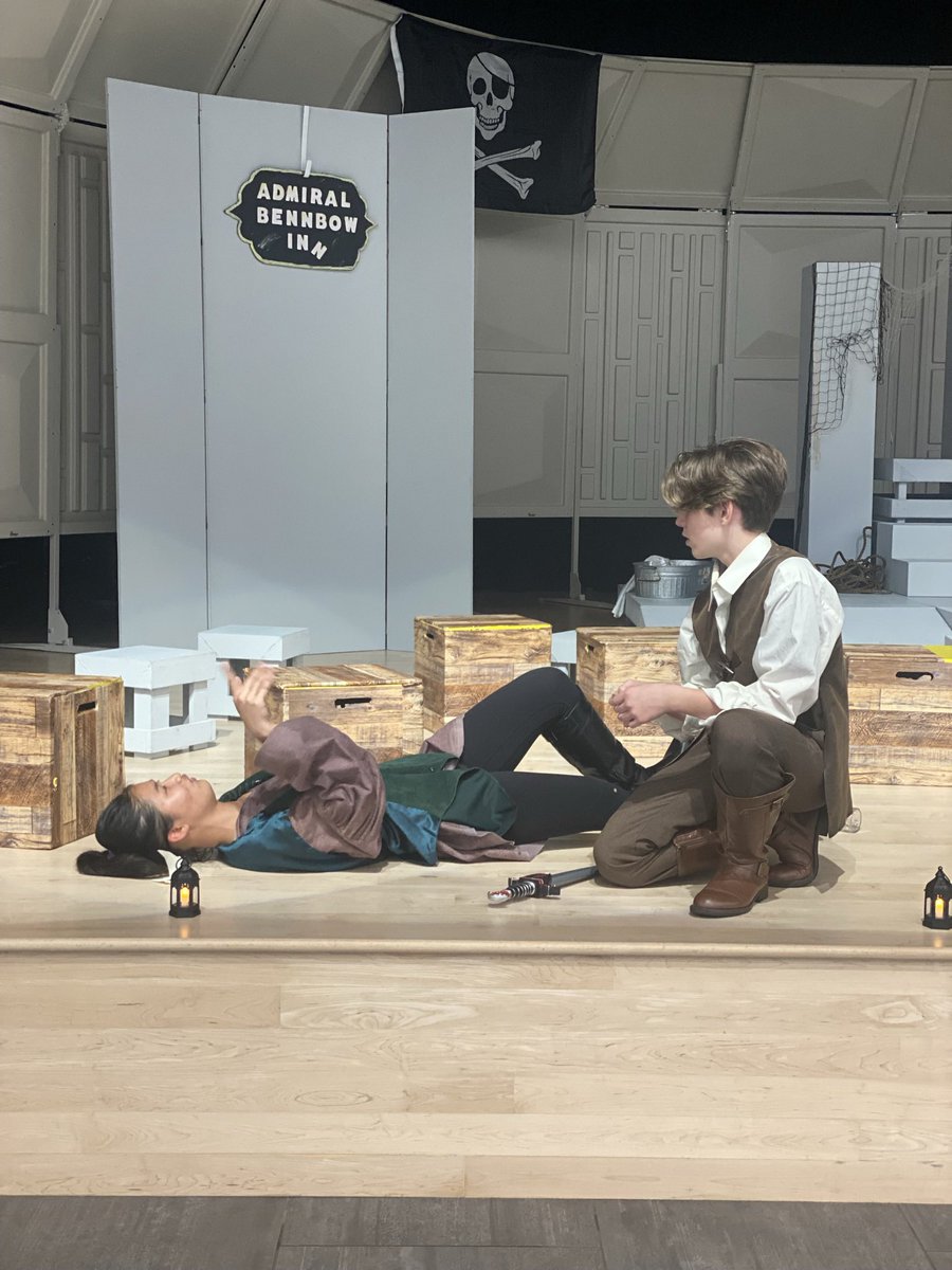 Amanda Carlton tweet media