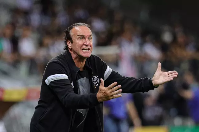 LucasTanaka's tweet photo. Os 22 primeiros jogos do @Atletico com o Cuca em 2021:

- 15V
- 3D
- 4E
- 74,24% aprov.
- 37 GF (1,68 gols p/jg)
- 12 GS (0,54 gols p/jg)

Os 22 primeiros jogos do @Atletico com o Turco em 2022:

- 16V
- 1D
- 5E
- 80,30% aprov.
- 45 GF (2,04 gols p/jg)
- 12 GS (0,54 gols p/jg) https://t.co/KfjppPYree